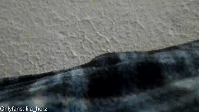 Snapshot of Liherz chatting on 12-11-24, 02:30 Liherz online show from 12-11-24, 02:30