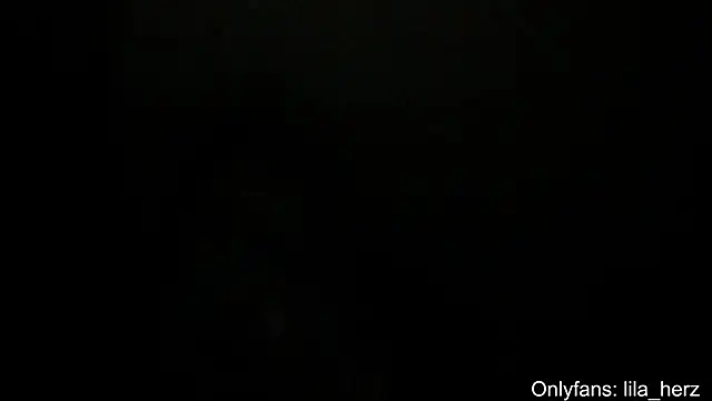 Snapshot of Liherz chatting on 02-07-25, 04:48 Liherz online show from 02-07-25, 04:48
