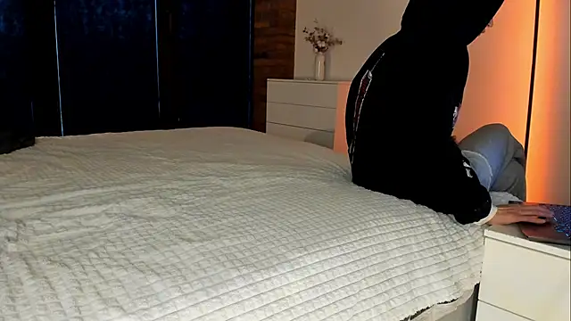 Rachel Rey online show from 12-01-25, 08:19