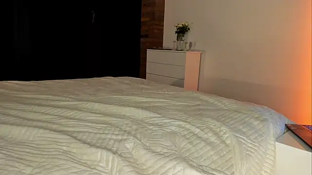 Rachel Rey online show from 04-08-26, 06:19