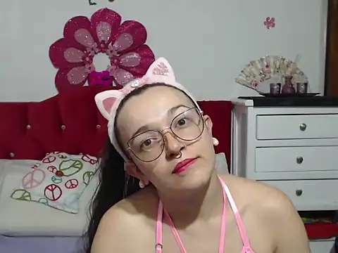 Angela 18honey online show from 02-06-26, 12:48