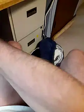 Snapshot of handsomeguy0729 chatting on 01-28-25, 05:03 handsomeguy0729 online show from 01-28-25, 05:03