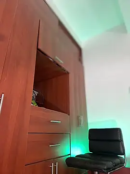 ivannapretyts online show from 01-25-25, 02:58