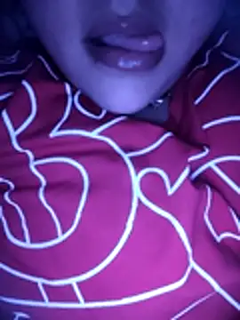  Redwine  online show from 12-17-25, 05:30