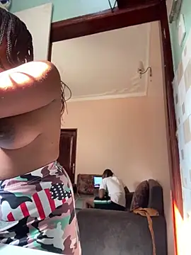 Snapshot of Dellah26 chatting on 03-04-25, 06:37 Dellah26 online show from 03-04-25, 06:37