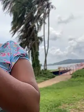 Snapshot of Dellah26 chatting on 03-18-25, 09:20 Dellah26 online show from 03-18-25, 09:20