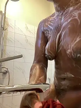 Snapshot of Dellah26 chatting on 11-23-25, 06:46 Dellah26 online show from 11-23-25, 06:46