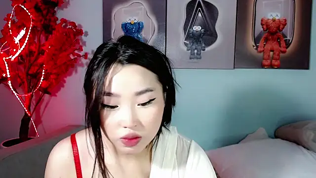 Snapshot of ichiben chatting on 12-19-24, 08:34 ichiben online show from 12-19-24, 08:34