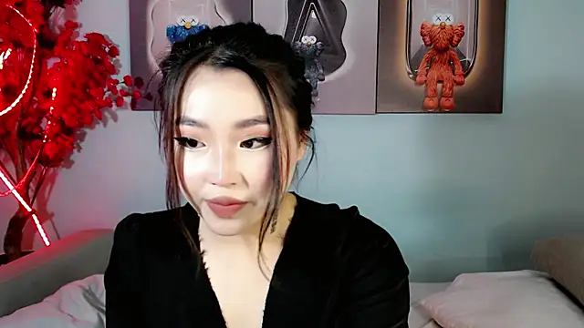 Snapshot of ichiben chatting on 02-26-25, 12:14 ichiben online show from 02-26-25, 12:14