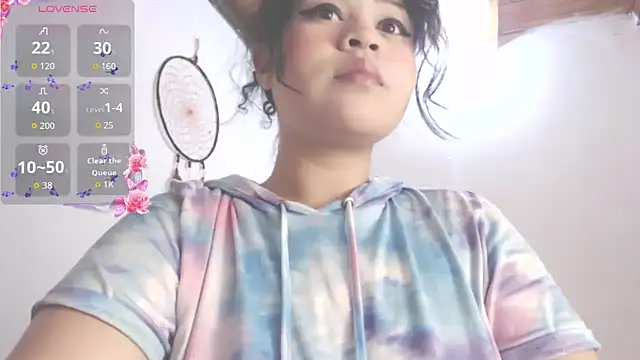 Amara18  online show from 10-22-25, 10:15