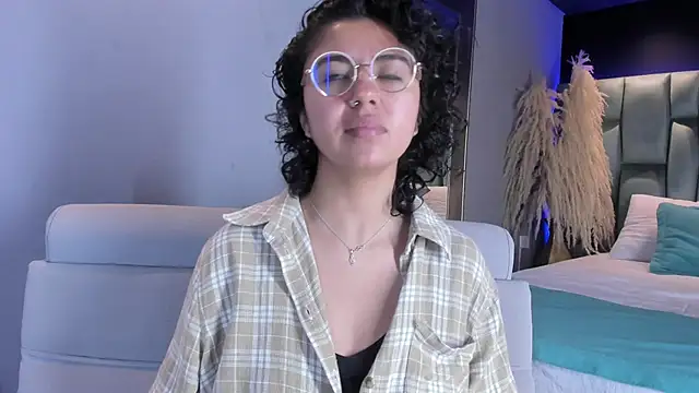 Snapshot of Amareto_ chatting on 02-06-25, 02:15 Amareto online show from 02-06-25, 02:15