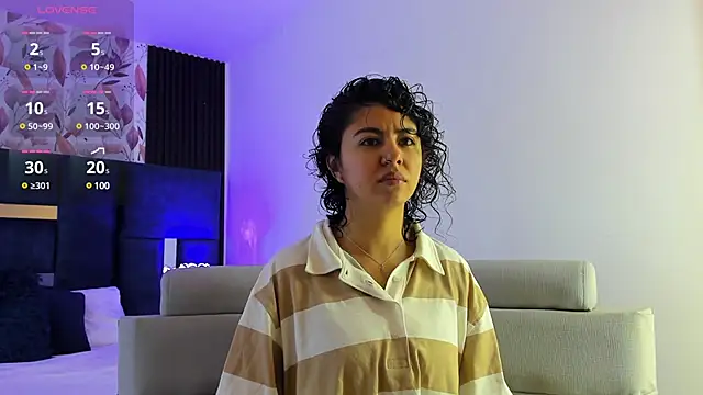 Snapshot of Amareto_ chatting on 02-08-25, 11:01 Amareto online show from 02-08-25, 11:01