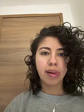 Snapshot of Amareto_ chatting on 09-15-25, 01:49 Amareto online show from 09-15-25, 01:49
