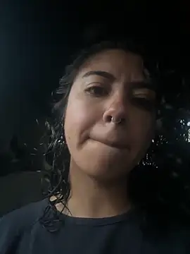 Snapshot of Amareto_ chatting on 11-06-25, 11:00 Amareto online show from 11-06-25, 11:00