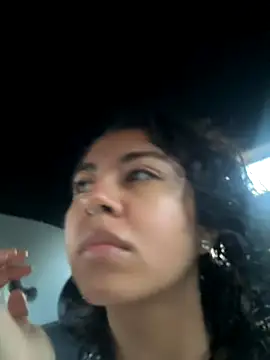 Snapshot of Amareto_ chatting on 11-19-25, 10:59 Amareto online show from 11-19-25, 10:59