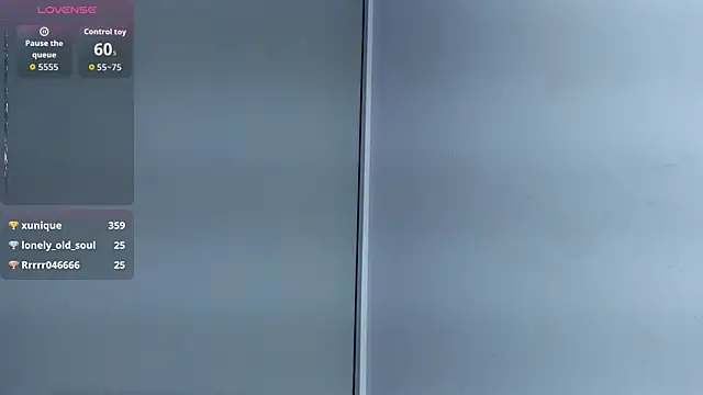 Snapshot of Amareto_ chatting on 12-13-25, 07:53 Amareto online show from 12-13-25, 07:53