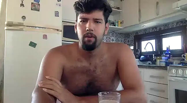 Snapshot of Luksmen chatting on 12-29-24, 02:42 Luksmen online show from 12-29-24, 02:42