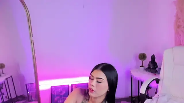 Snapshot of SakuraKato chatting on 12-18-24, 02:17 SakuraKato online show from 12-18-24, 02:17