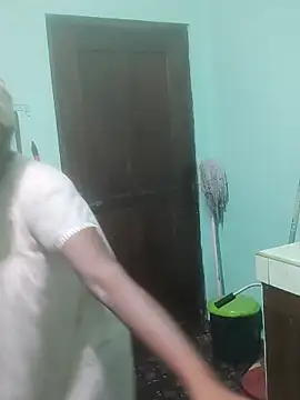 Kunchiii online show from 02-26-26, 03:33