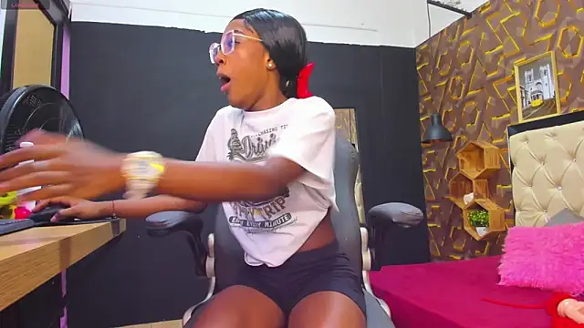 deyy madissonn online show from 01-31-25, 08:12