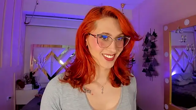 Juliana Saenzz online show from 03-03-25, 12:16