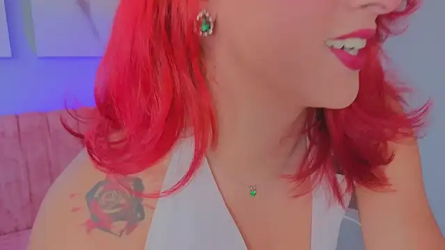 Juliana Saenzz online show from 11-04-25, 02:38