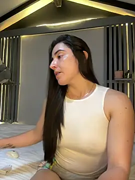 Victoria-And1 online show from 03-18-25, 01:53