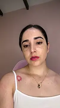 Snapshot of Victoria-And1 chatting on 01-07-26, 01:08 Victoria-And1 online show from 01-07-26, 01:08