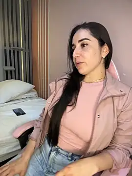 Snapshot of Victoria-And1 chatting on 02-02-26, 02:10 Victoria-And1 online show from 02-02-26, 02:10