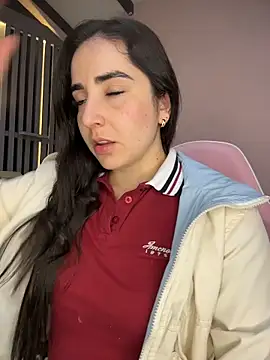 Snapshot of Victoria-And1 chatting on 02-26-26, 01:59 Victoria-And1 online show from 02-26-26, 01:59