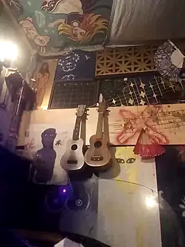 Snapshot of Herwish chatting on 10-26-25, 10:54 Herwish online show from 10-26-25, 10:54