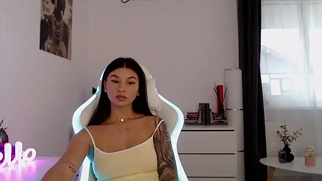 Simply the best online show from 09-23-25, 04:10