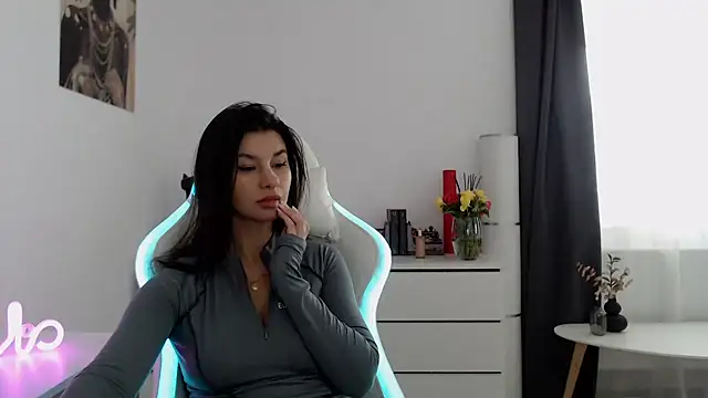 Simply the best online show from 11-13-25, 08:35