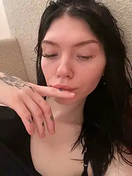 Snapshot of Lisaaa_Alisa chatting on 02-04-25, 03:22 Lisaaa Alisa online show from 02-04-25, 03:22