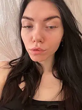 Snapshot of Lisaaa_Alisa chatting on 02-12-25, 04:23 Lisaaa Alisa online show from 02-12-25, 04:23