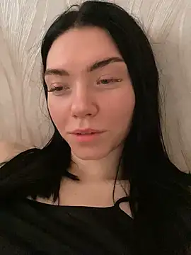 Snapshot of Lisaaa_Alisa chatting on 02-14-25, 10:59 Lisaaa Alisa online show from 02-14-25, 10:59