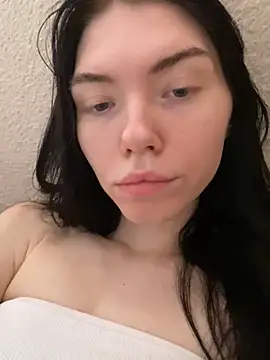 Snapshot of Lisaaa_Alisa chatting on 03-07-25, 03:08 Lisaaa Alisa online show from 03-07-25, 03:08