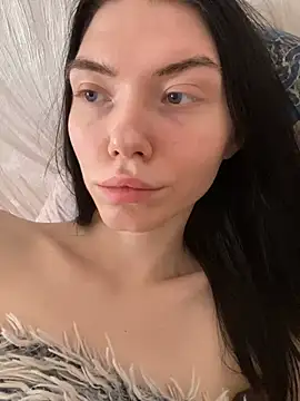 Snapshot of Lisaaa_Alisa chatting on 03-11-25, 06:21 Lisaaa Alisa online show from 03-11-25, 06:21