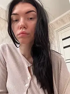 Snapshot of Lisaaa_Alisa chatting on 03-18-25, 03:42 Lisaaa Alisa online show from 03-18-25, 03:42