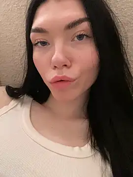 Snapshot of Lisaaa_Alisa chatting on 03-18-25, 09:52 Lisaaa Alisa online show from 03-18-25, 09:52