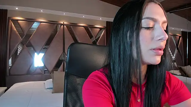 Snapshot of carina_rossi chatting on 10-23-25, 12:26 carina rossi online show from 10-23-25, 12:26