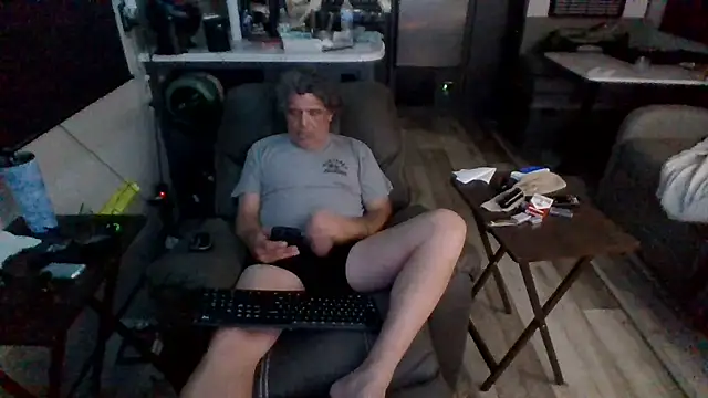 lateniter online show from 03-19-26, 03:21