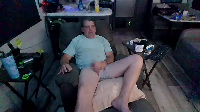 lateniter online show from 04-11-26, 11:36