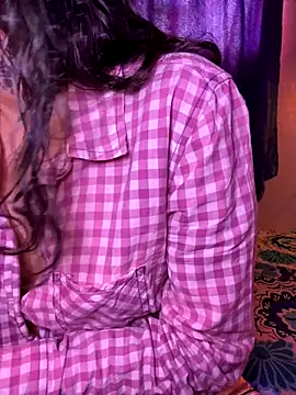 LiliJones  online show from 11-20-25, 04:07