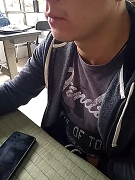 Snapshot of 97banana chatting on 03-17-25, 07:04 97banana online show from 03-17-25, 07:04