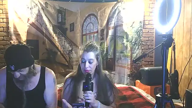 Snapshot of PropertyAndBiker chatting on 01-08-26, 12:13 PropertyAndBiker online show from 01-08-26, 12:13