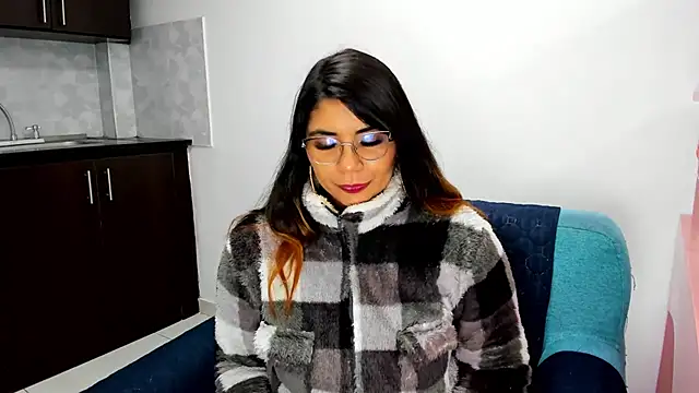 Snapshot of Luna_Dumont chatting on 02-18-25, 11:22 Luna Dumont online show from 02-18-25, 11:22