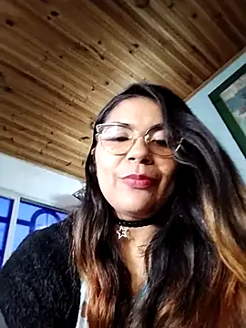 Snapshot of Luna_Dumont chatting on 02-25-25, 11:08 Luna Dumont online show from 02-25-25, 11:08