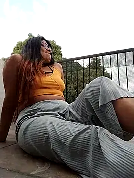 Snapshot of Luna_Dumont chatting on 03-09-25, 09:57 Luna Dumont online show from 03-09-25, 09:57