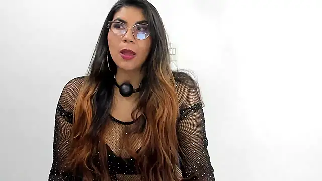 Snapshot of Luna_Dumont chatting on 03-13-25, 02:23 Luna Dumont online show from 03-13-25, 02:23